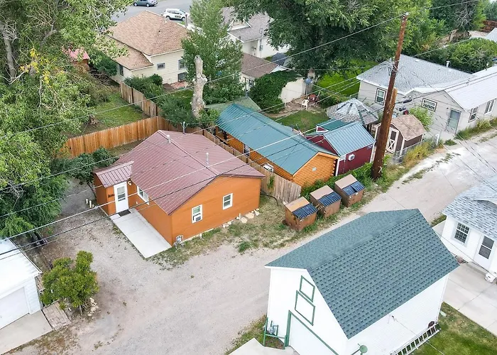Quaint Cody Cottage W/ Grill: Walk To Downtown!